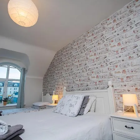 Red Hugh's Hideout - Luxury 2 Bedroom Penthouse With Beach Views * Bundoran