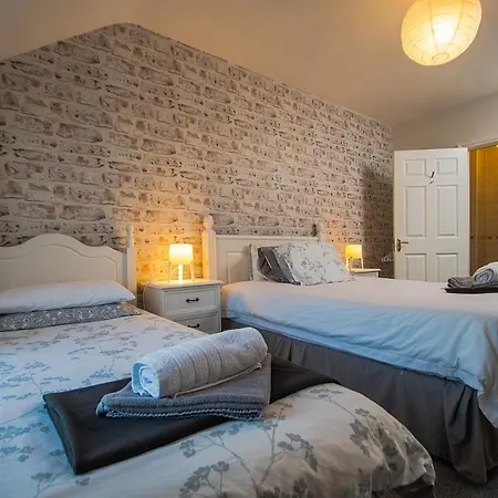 Red Hugh's Hideout - Luxury 2 Bedroom Penthouse With Beach Views Bundoran