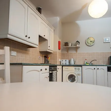 Red Hugh's Hideout - Luxury 2 Bedroom Penthouse With Beach Views * Bundoran